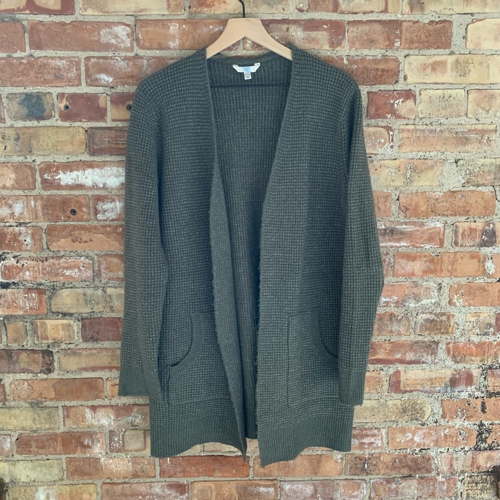 Time & Tru Army Green Sweater, size L